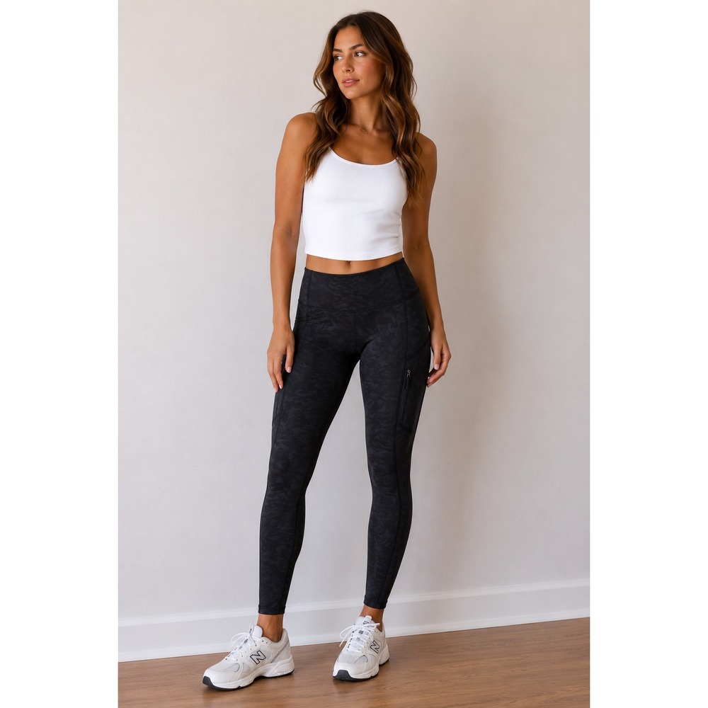 Athleta Rainier Printed Tight Black Camo High Rise Zipper Pocket Leggings XS